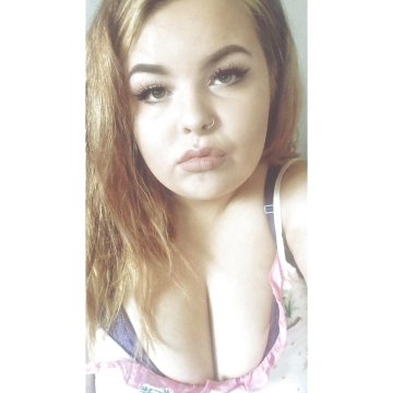 CozyKay27 from British Columbia,Canada